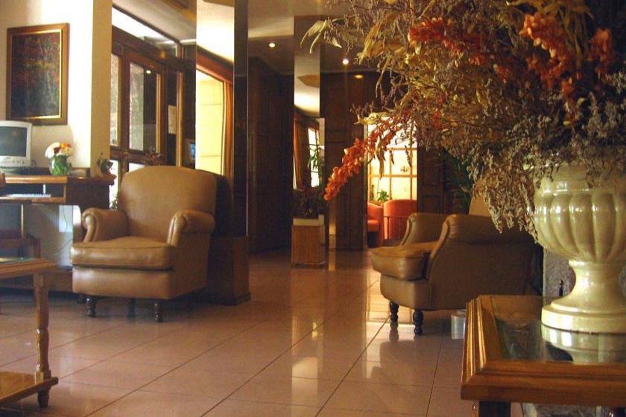 Hotel Carollo メンドーサ エクステリア 写真